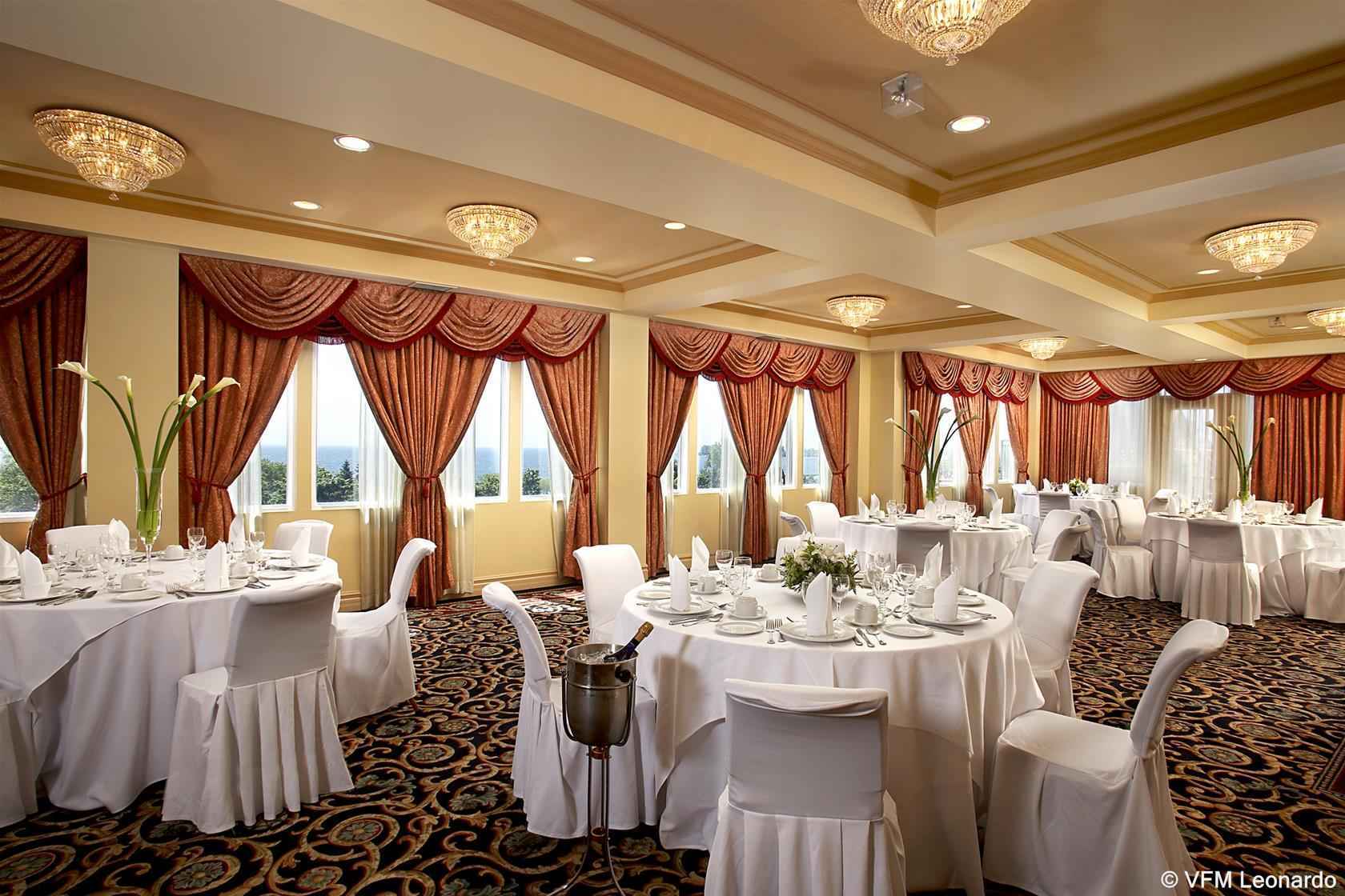 Four Points By Sheraton Toronto Lakeshore Eksteriør billede